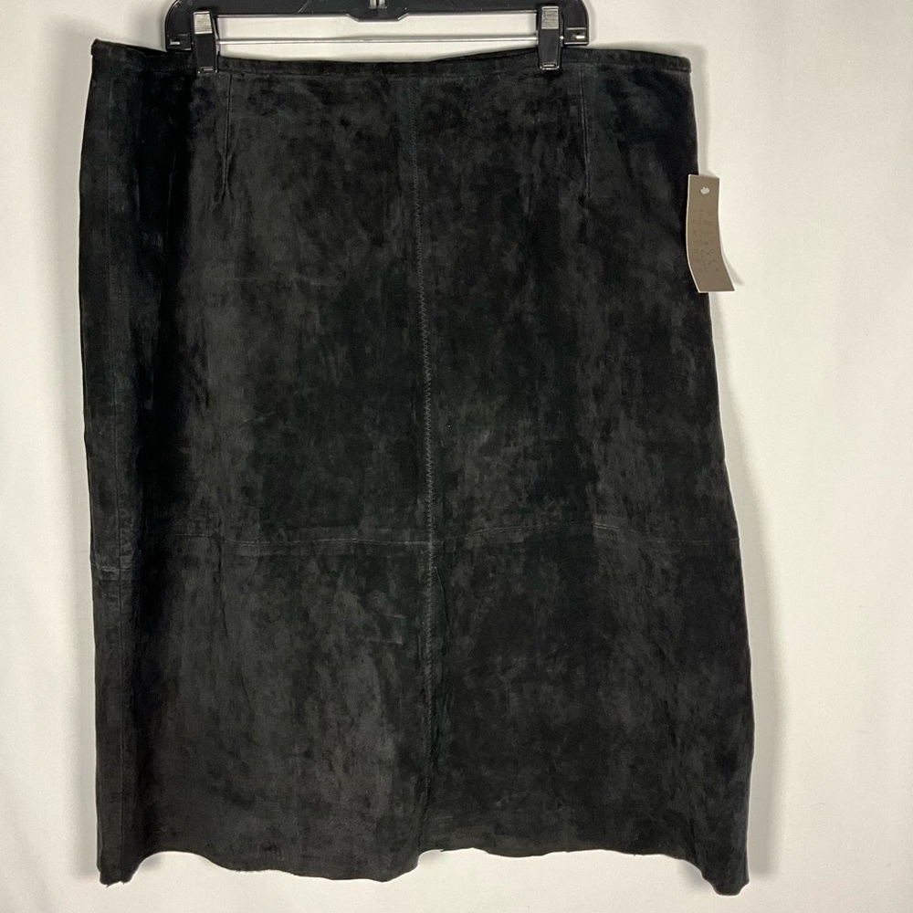 Leather Skirt Size 20 100% Leather Suede Lined by JohnPaulRichard